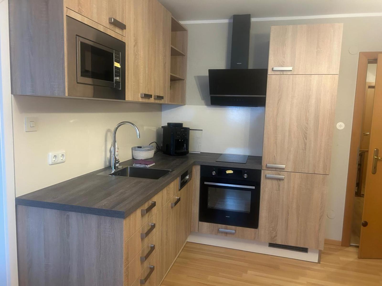 Gasthof Mit Seeterasse & Appartements Zur Landeroith Weyregg Ngoại thất bức ảnh