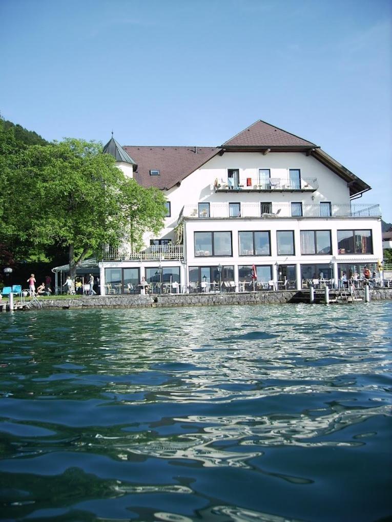 Gasthof Mit Seeterasse & Appartements Zur Landeroith Weyregg Ngoại thất bức ảnh
